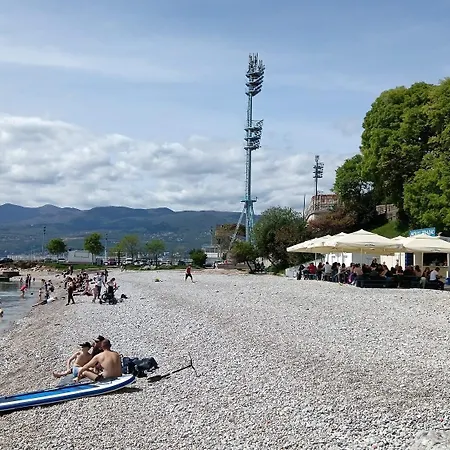 My Way Room, Parking, Sea View, Terrace Homestay Rijeka