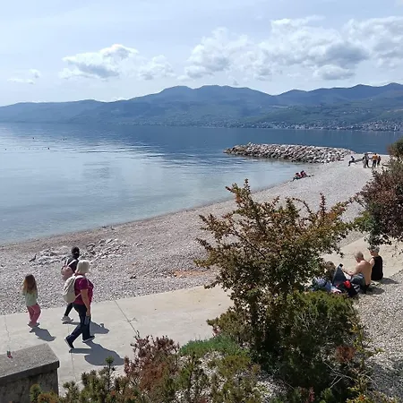 Ostanak kod kuće My Way Room, Parking, Sea View, Terrace Rijeka