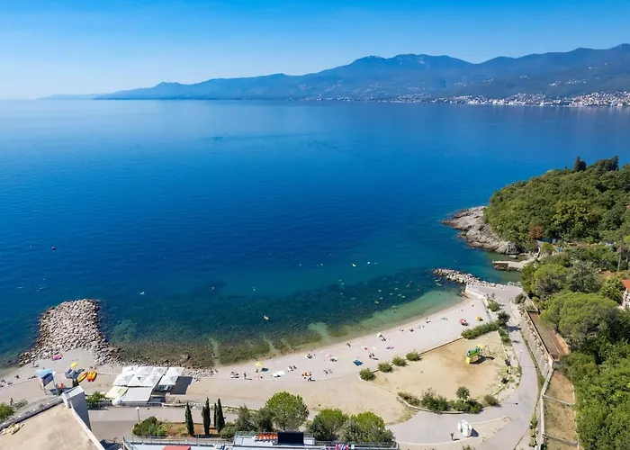 My Way Room, Parking, Sea View, Terrace Rijeka