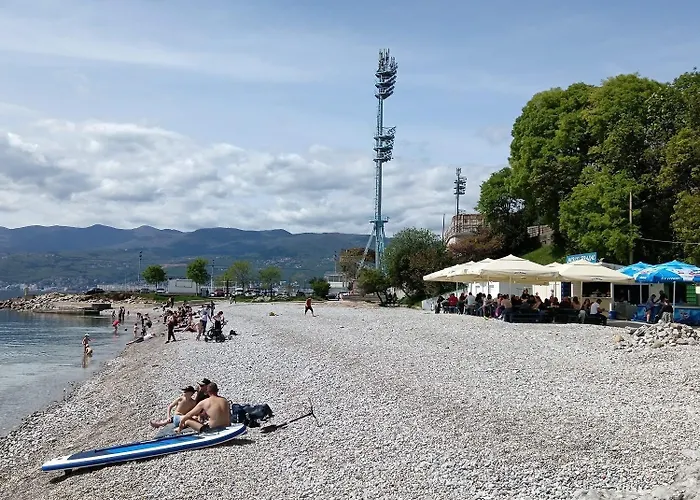 My Way Room, Parking, Sea View, Terrace Privatunterkunft Rijeka