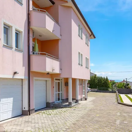 My Way Room, Parking, Sea View, Terrace * Rijeka