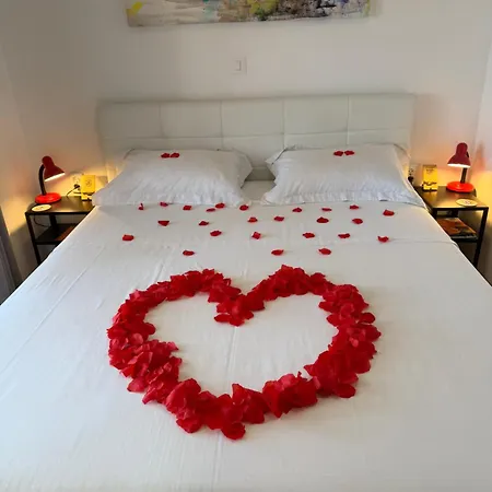 My Way Room, Parking, Sea View, Terrace *
