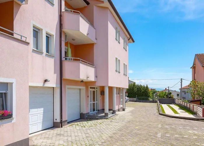 My Way Room, Parking, Sea View, Terrace * Rijeka