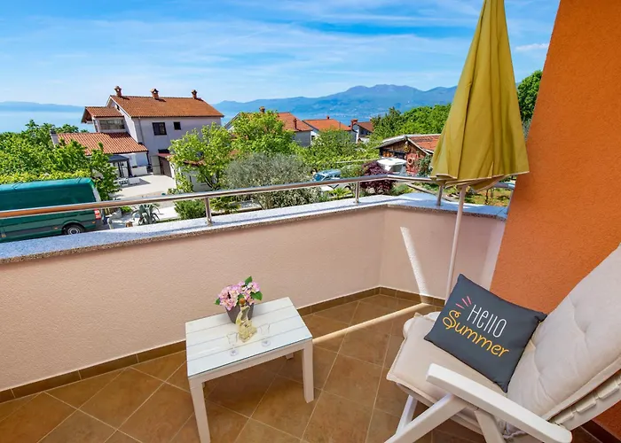 My Way Room, Parking, Sea View, Terrace Homestay Rijeka